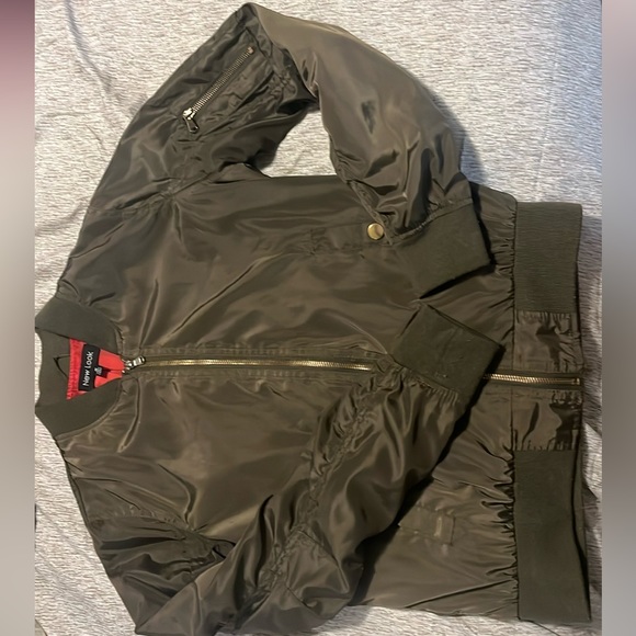 New Look Medium Zip up Cargo Jacket - Picture 1 of 3